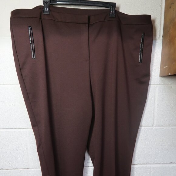 Susan Graver Women's Petite Brown Dress Pants in Size 28WP - Picture 2 of 9